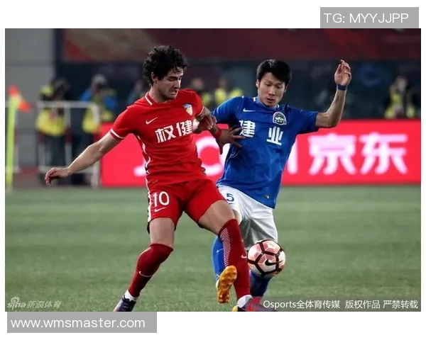 天津权键迎战河南建业争夺中超联赛关键三分的激烈对决