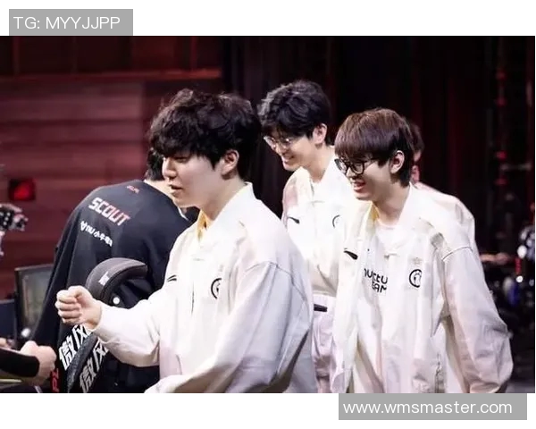 赛后复盘：探讨FPX与IG在比赛中的默契配合与战术执行